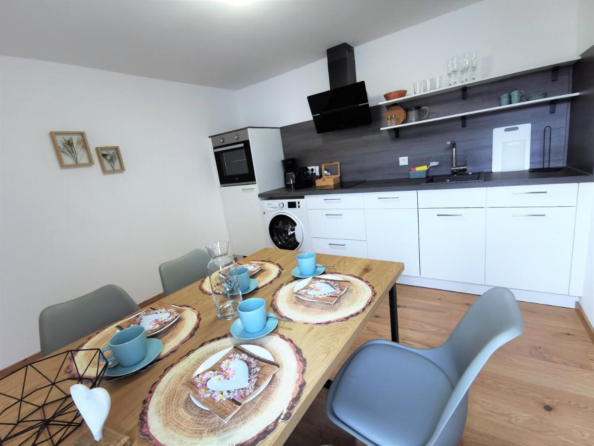 Bohnapartments Design Suite Am Markt - Vollausstattung - Wlan - Zentrum Ilmenau Esterno foto